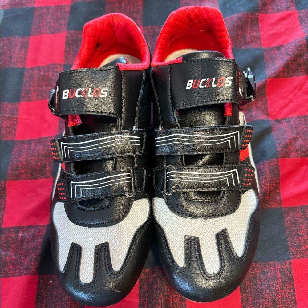 Bucklos mens cycling shoes